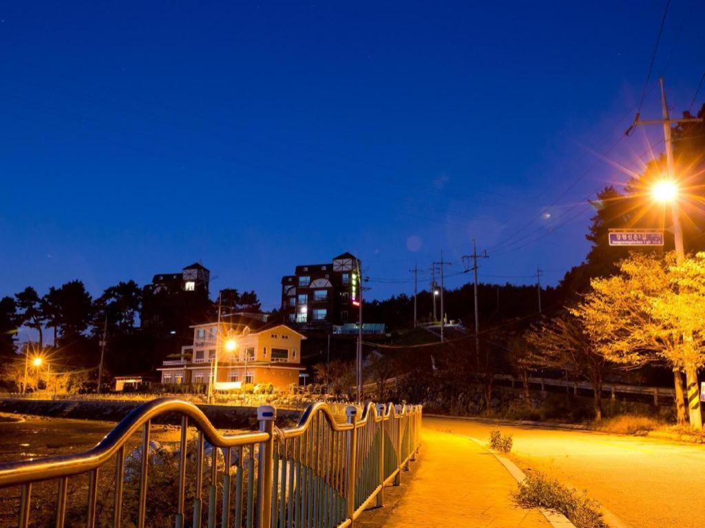 ไฮซินท์ เพนชั่น Villa ทงยอง ภายนอก รูปภาพ