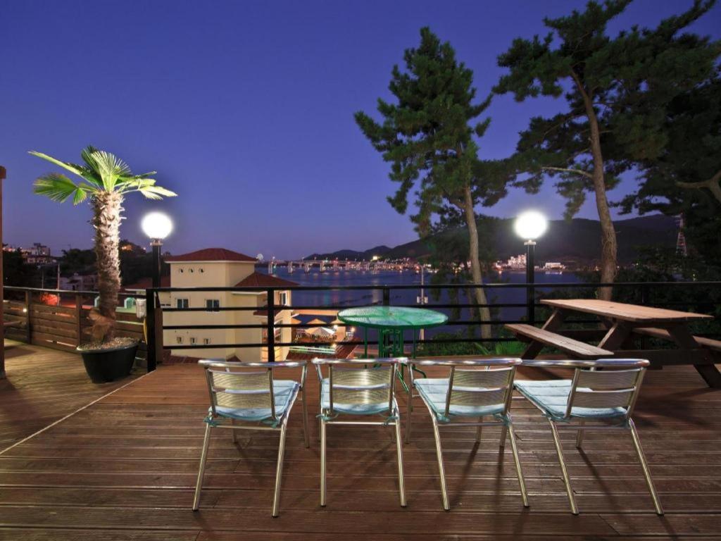 ไฮซินท์ เพนชั่น Villa ทงยอง ภายนอก รูปภาพ